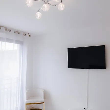 Luxueux, Neuf & Equipe A Versailles, *