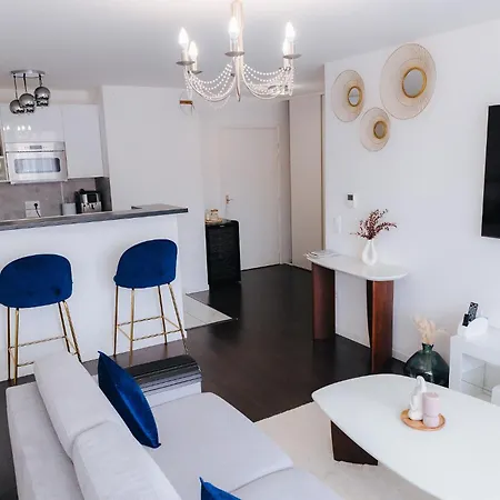 Apartamento Luxueux, Neuf & Equipe A Versailles, Saint-Cyr-lʼÉcole